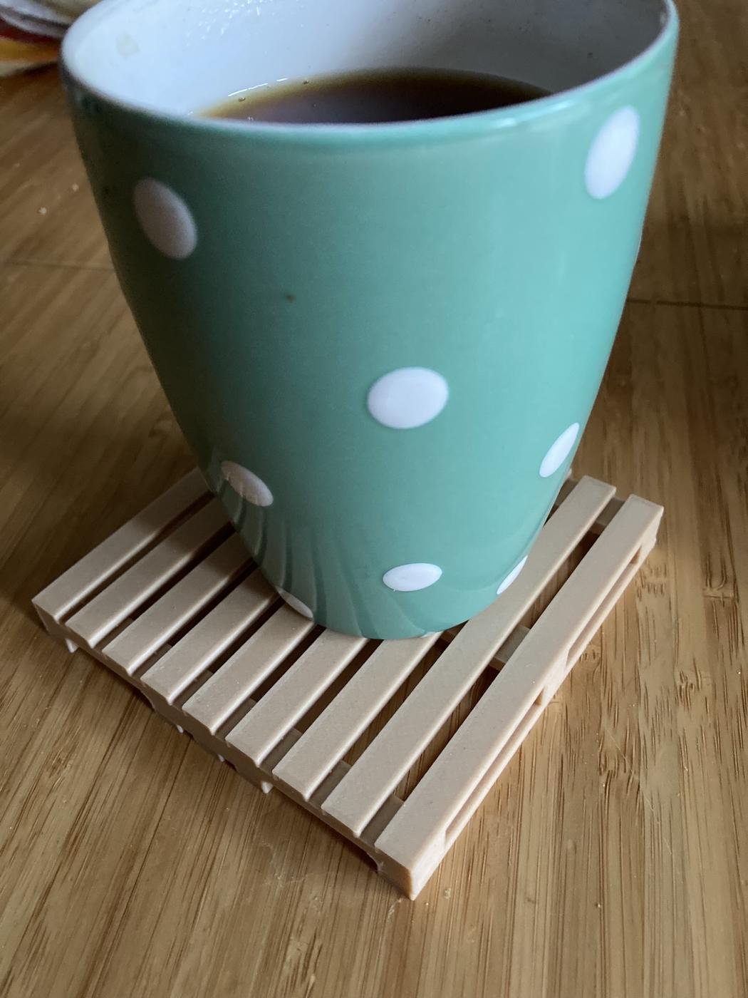 подстаканник в виде палетки