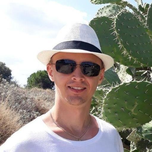 Аватар Роман Николаев