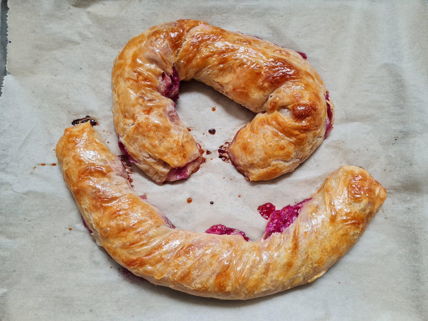 Творог с вишней — на десерт