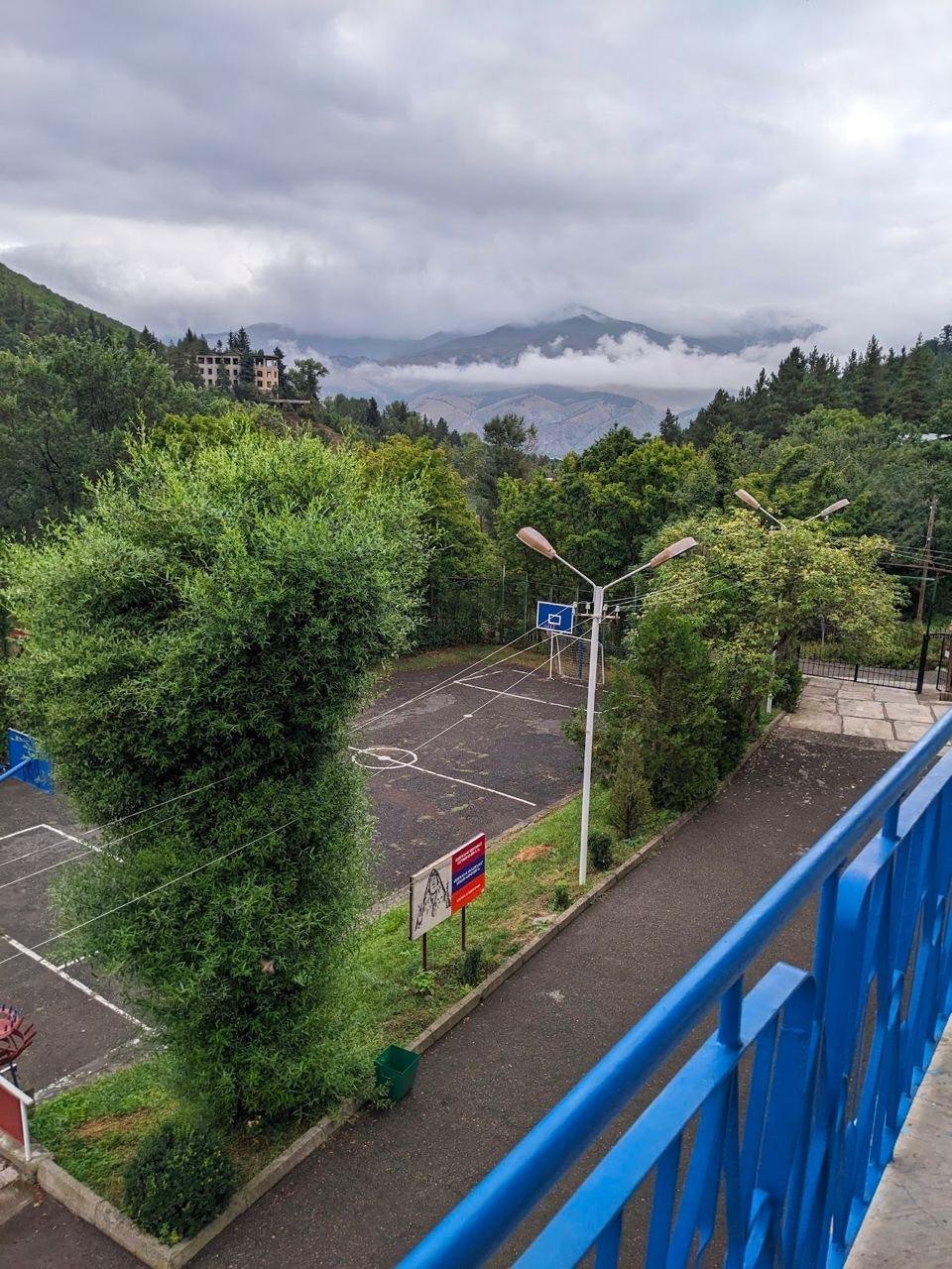 Армения, город Ванадзор, детский лагер Цицернак