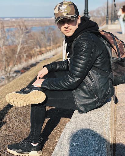 Аватар Yuri Artemev