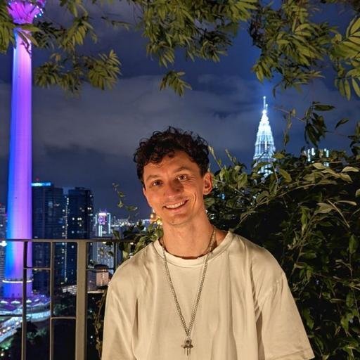 Аватар Виталий Казанцев