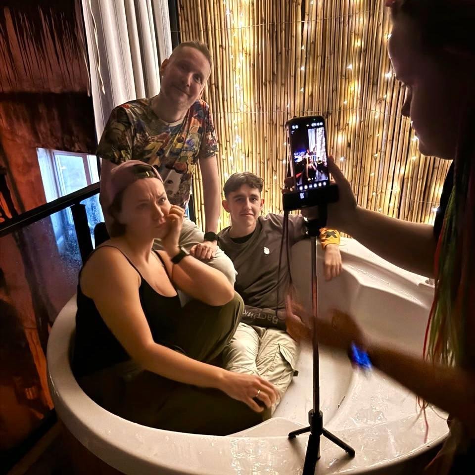 единственное наше использование блядского джакузи