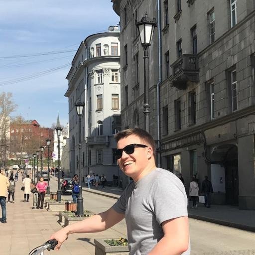 Аватар Evgeniy Kozlov