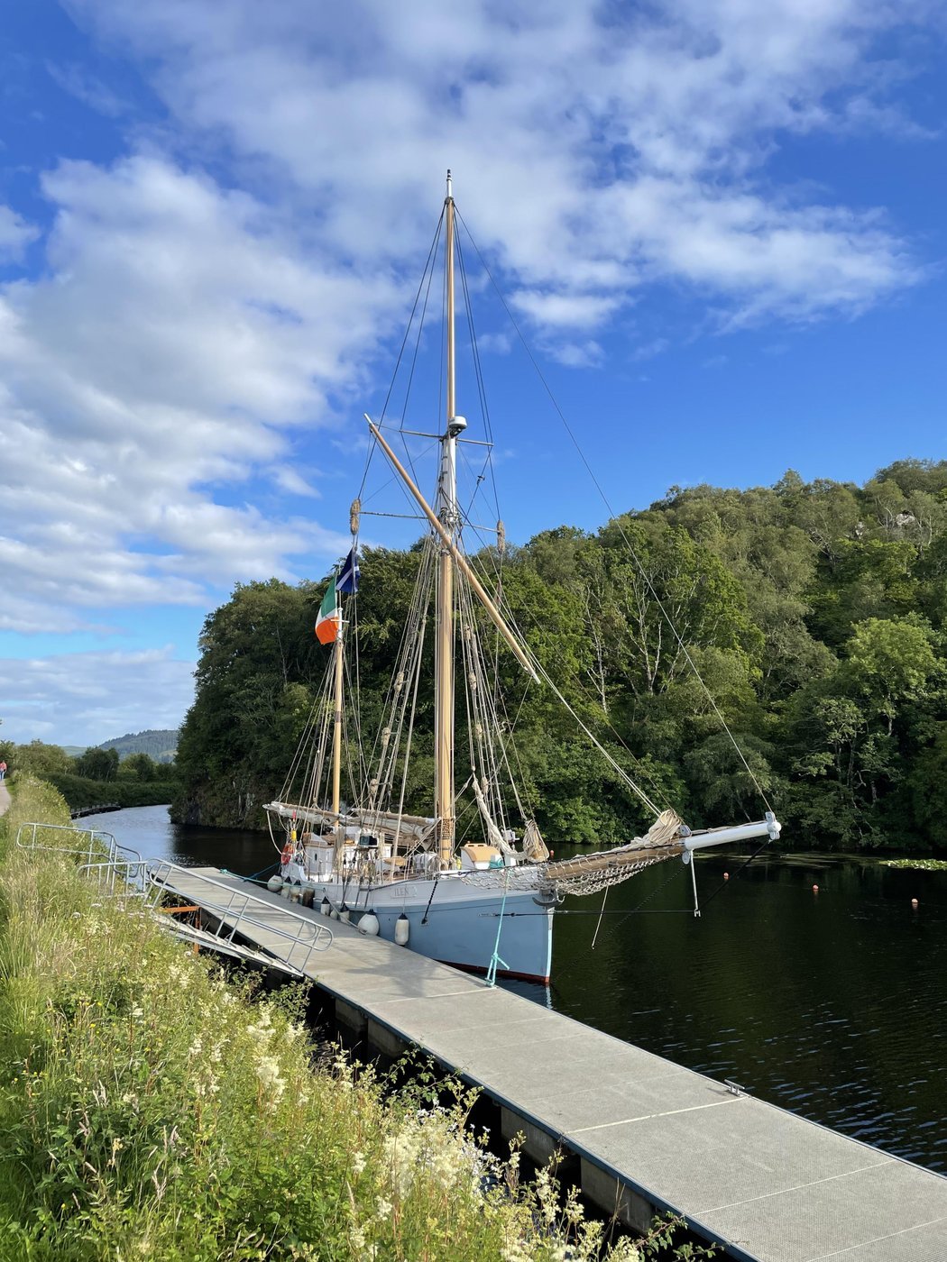 Стоянка в канале