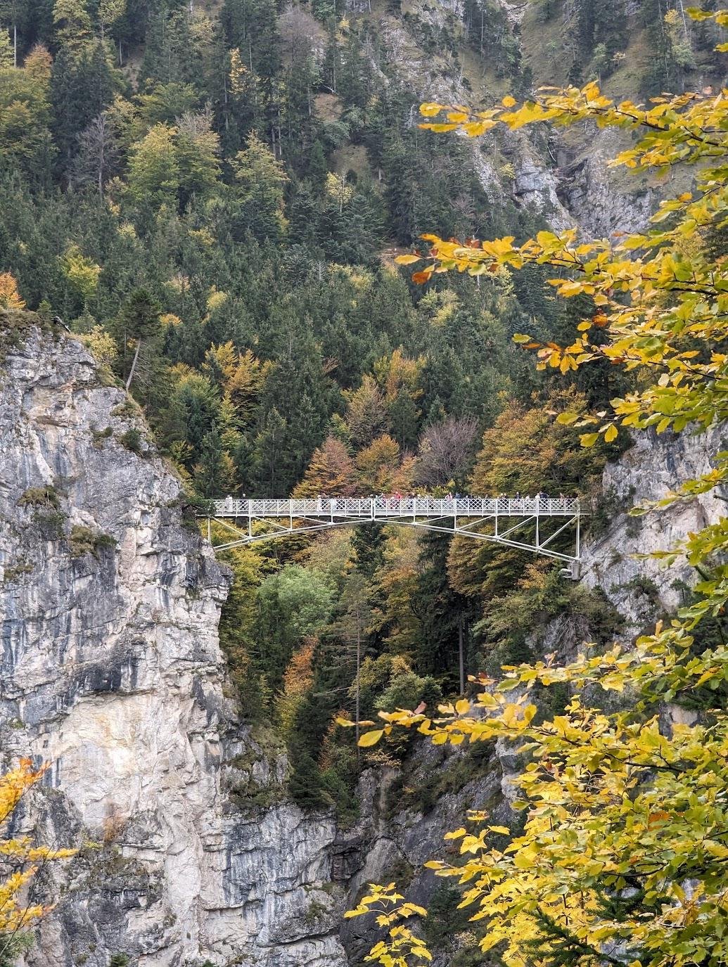 Вид на вчерашний Marienbrücke, откуда открывается открыточный вид на замок