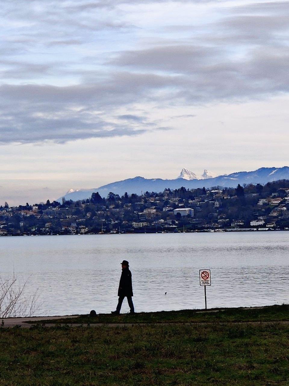 Просто фото с прогулки по Женеве
