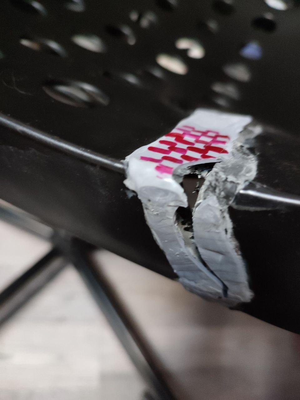 Так лучше видно: всё сварилось намертво