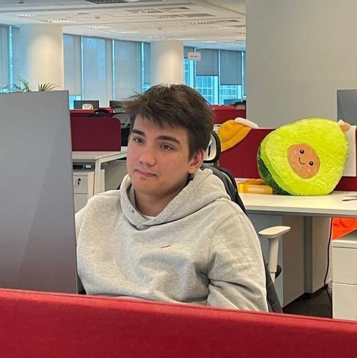 Аватар Nikita Ponikarovskiy