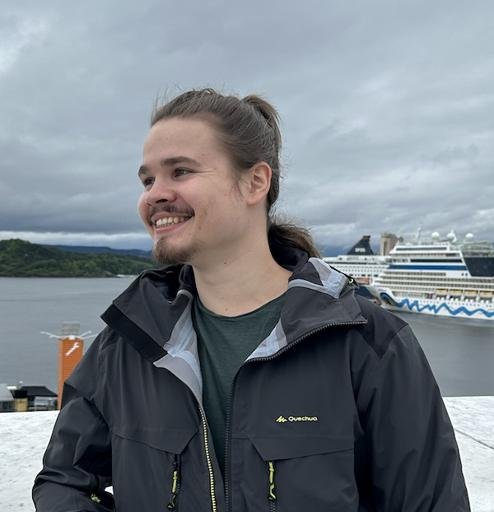 Аватар Ilia Izmailov