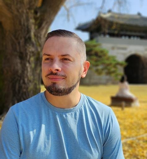 Аватар Vladimir Zharinov