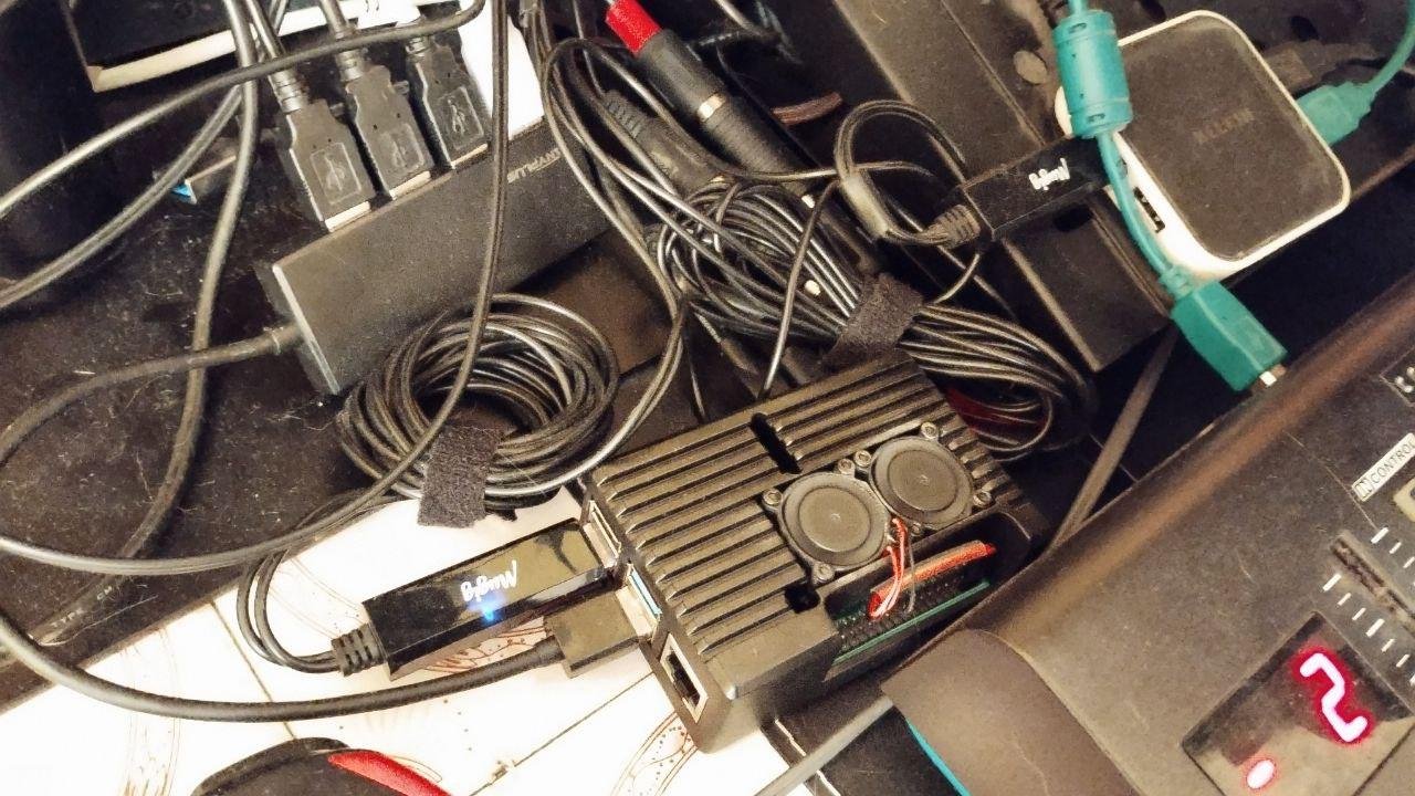 Здесь живёт вся моя музыкальная коллекция, а также кубернетес (как же без него?)