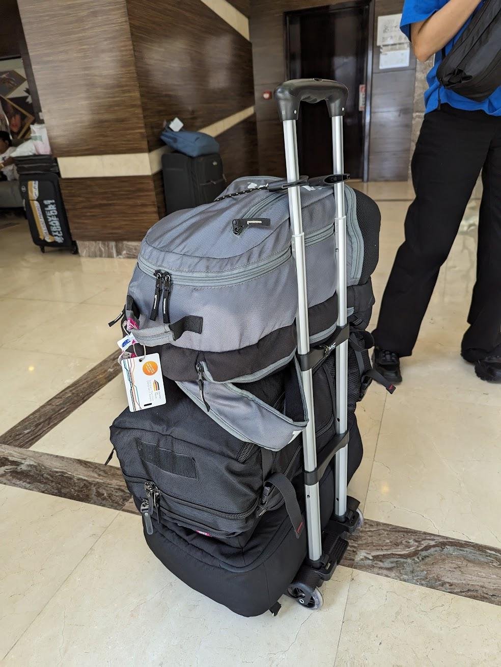 Аж три больших рюкзака!