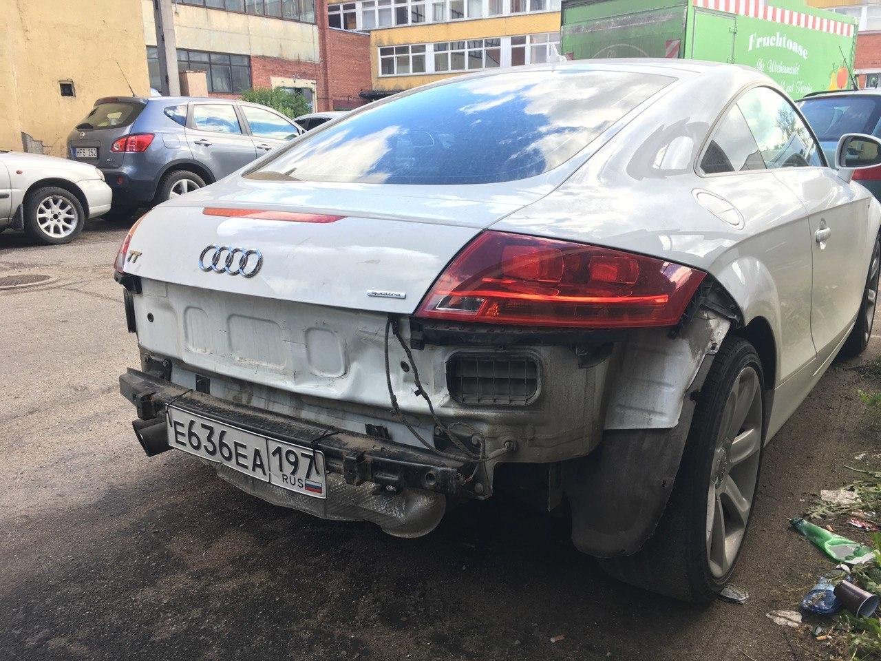 Снятый бампер и номер на хомутиках — это СТИЛЬЪ ёёё