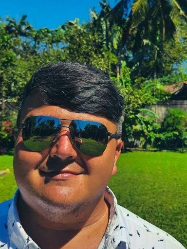 Аватар Evgeni Pochechuev