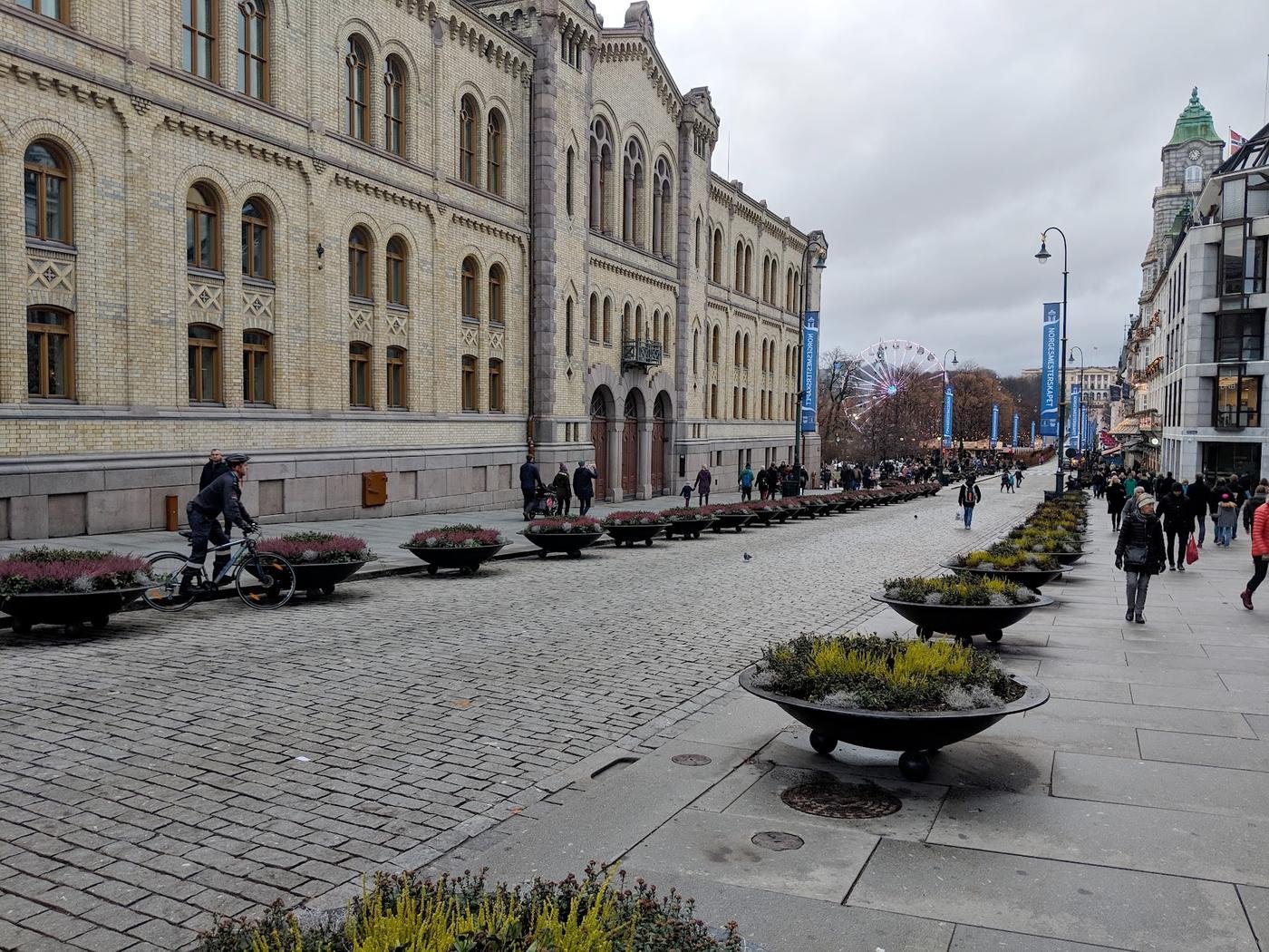 Красивенько