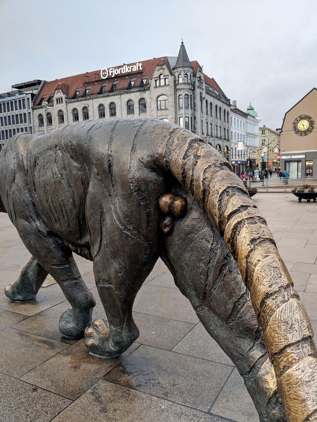 Не смотри на шары. Ты  проиграл.