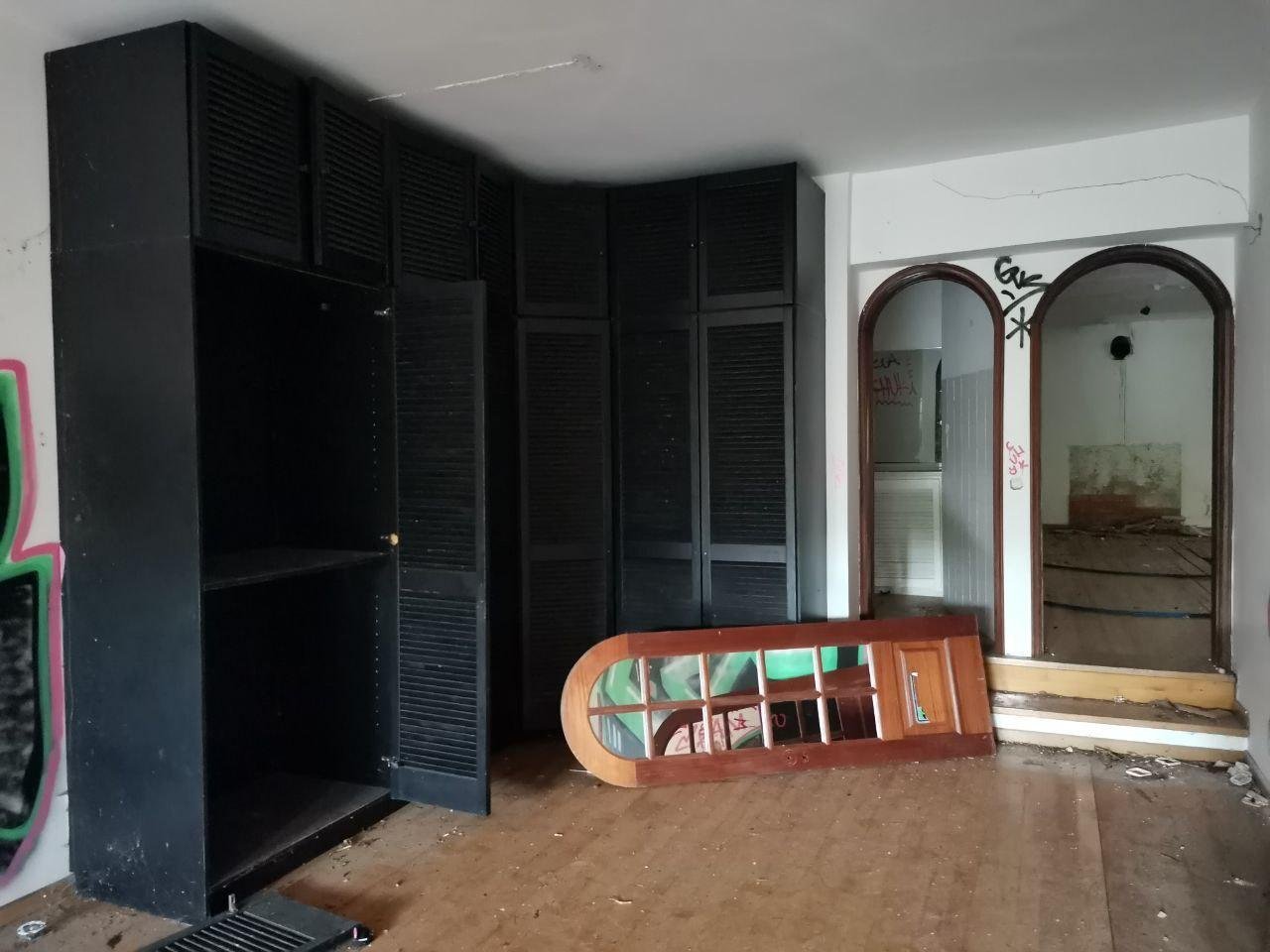 И ещё шкафы