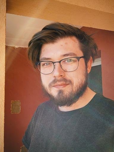 Аватар Maksom Smirnov