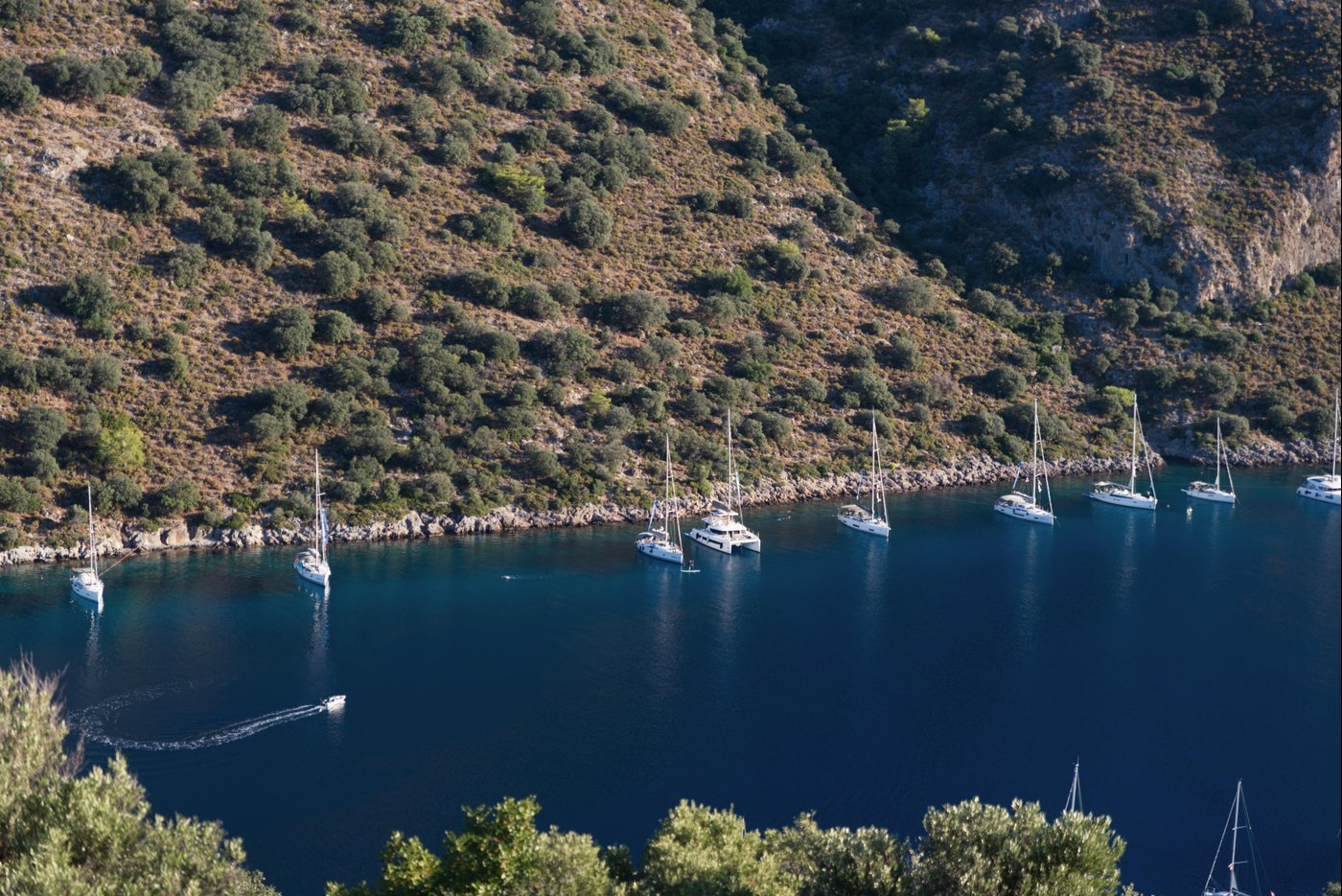 Вот это мы красивые стоим! Кто-то сапает даже