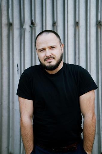 Аватар Artem Karavatyi