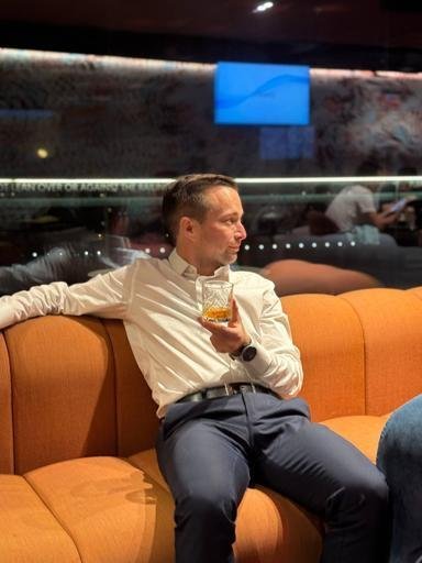 Аватар Миша Безверхий