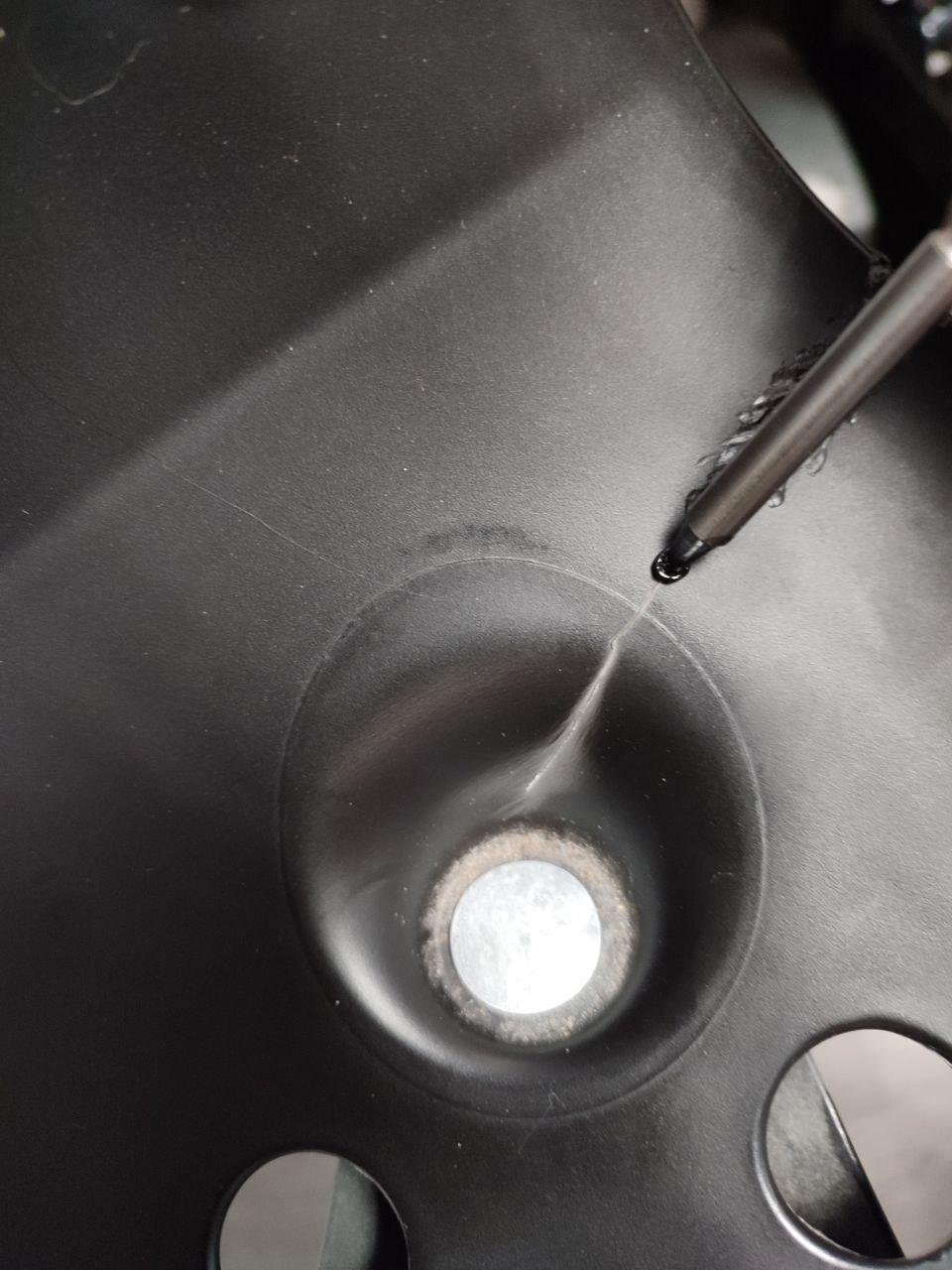 Пропаиваемся, можно насквозь, но нужного жала как мы видим у меня нет