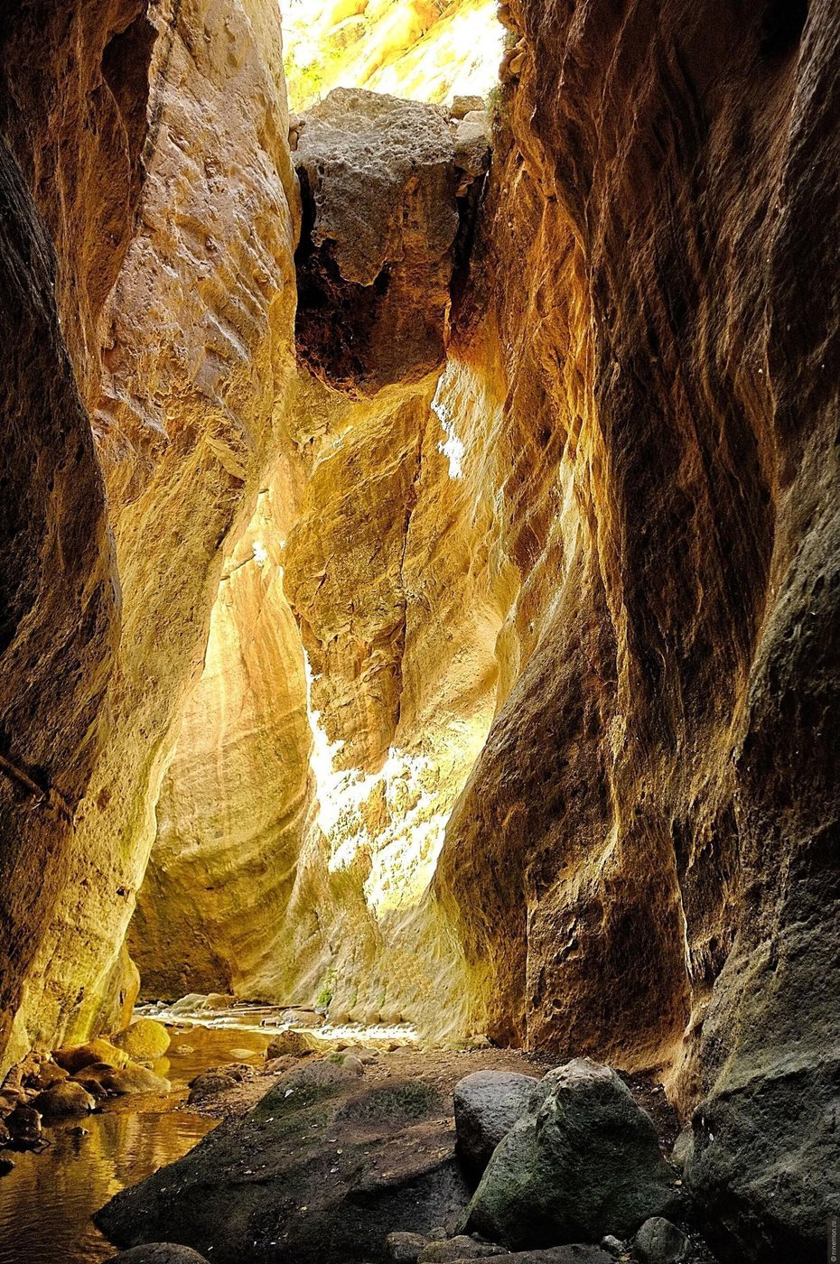 Острожно, там скользко