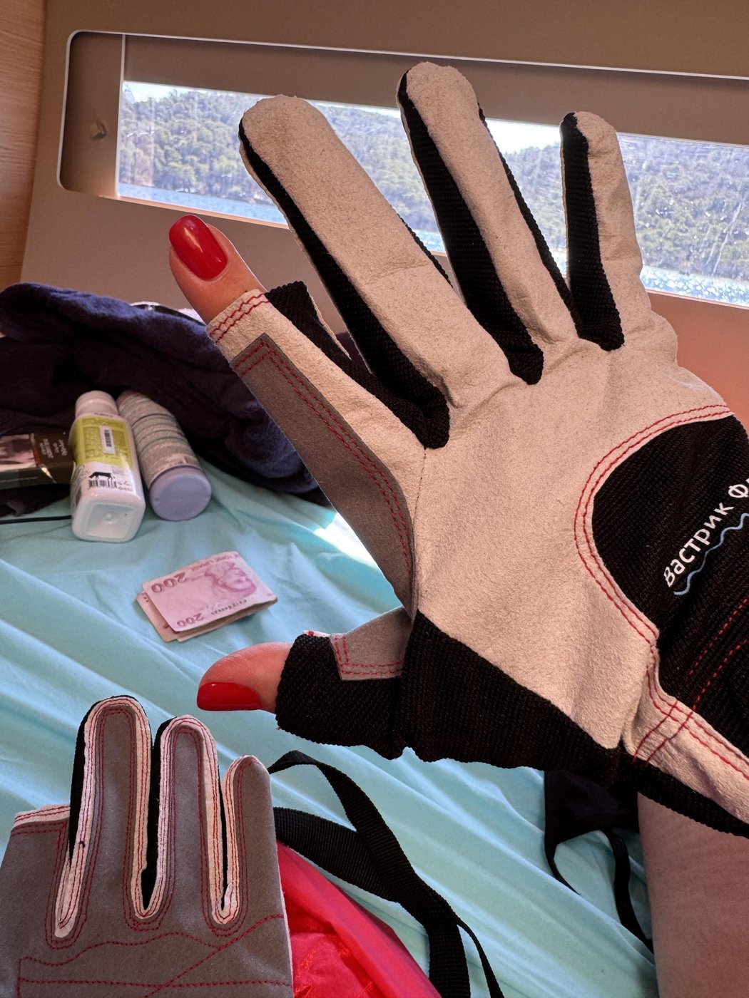 Не знаю чьё фото, но размер немного большеват!