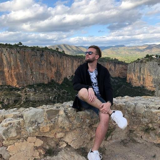 Аватар Vladimir Faradeus