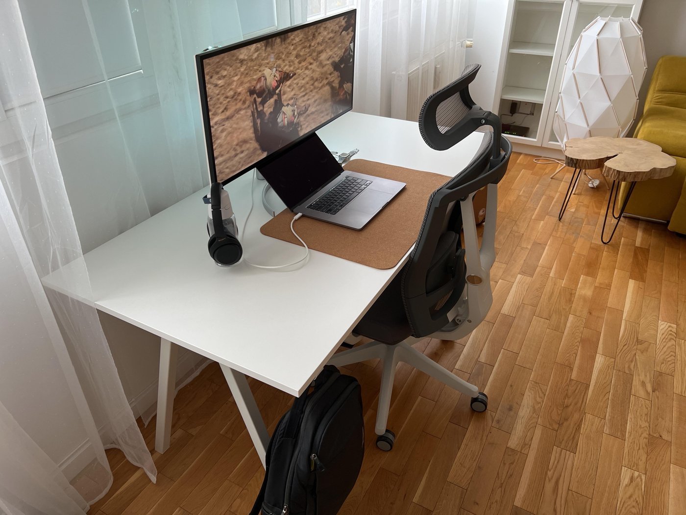 Пысы коврик куплен в икее в первый день после заселения в поездке за постельным