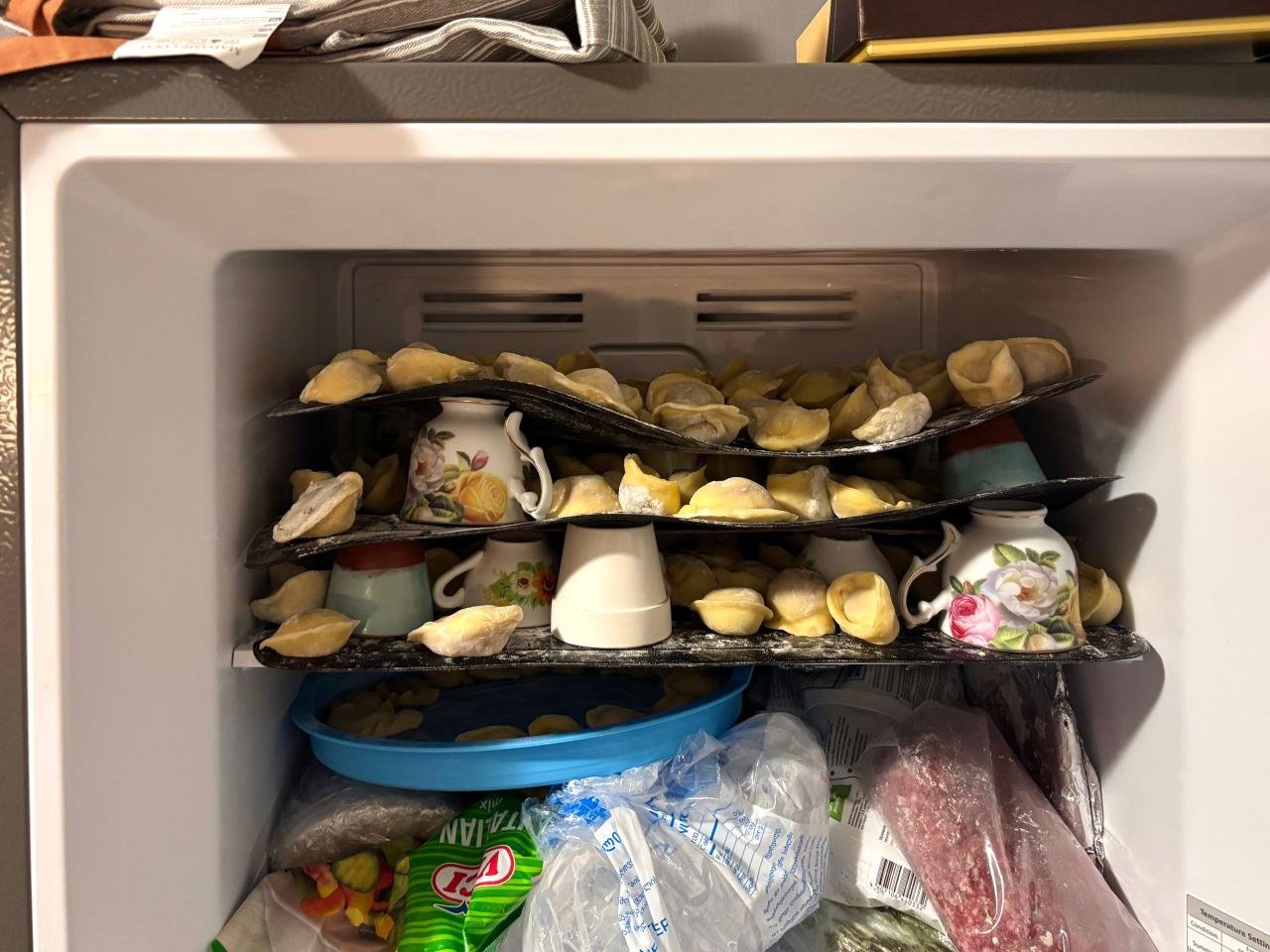 пельмешков совсем много жесть