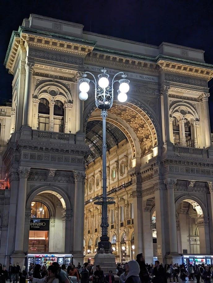 Там все бутики