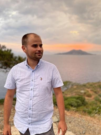 Аватар Vlad Shubin