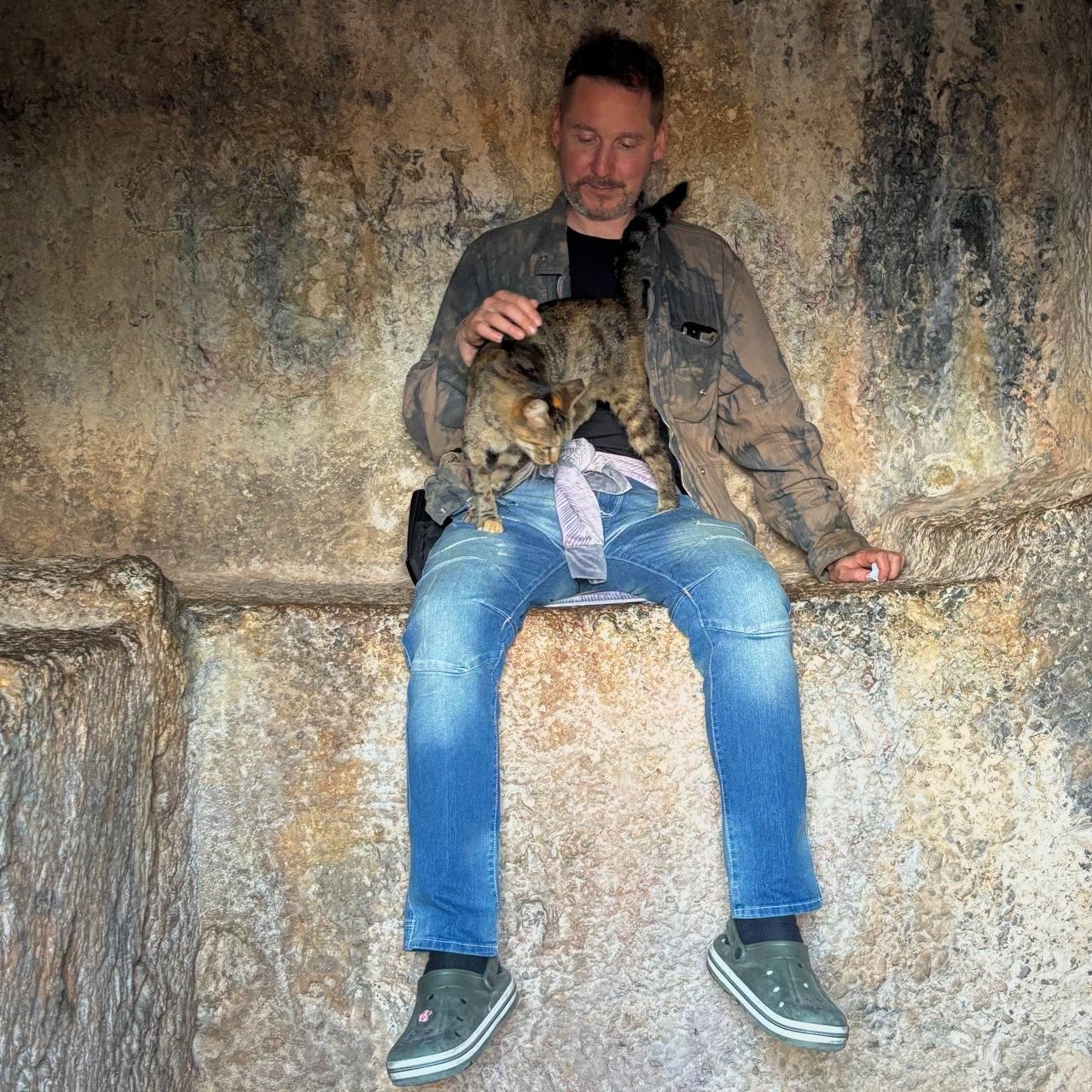 ето клалофу, он любит котов